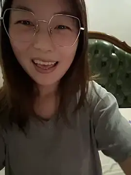 Stripchat Free Porn Cam of Sweet-Angel999
