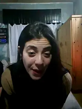 Stripchat Free Porn Cam of labellaylabestia9700