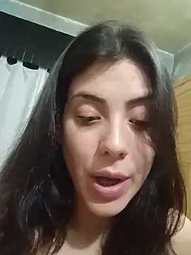 Stripchat Free Porn Cam of labellaylabestia9700