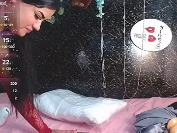 Stripchat Live Sex Cam of Giannagp