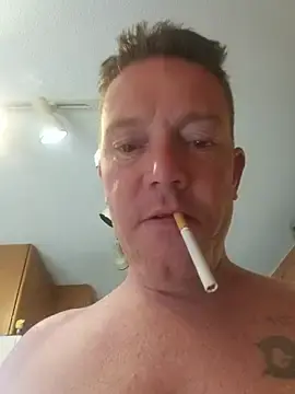 Stripchat Free Porn Cam of Bigtater1999