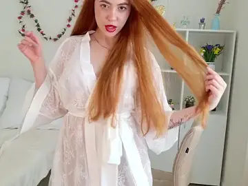 Stripchat Sex Cam of Mirabella_Flower