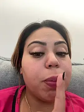 Stripchat Nude Webcam of lariic