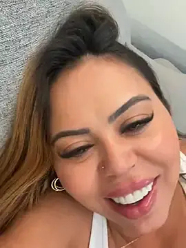Stripchat Best live sex cam show of lariic