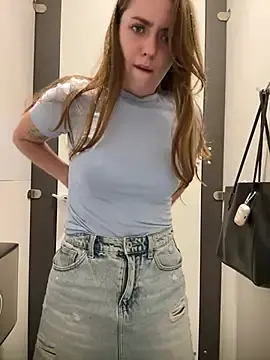 Stripchat Adult Video Chat of MariiD