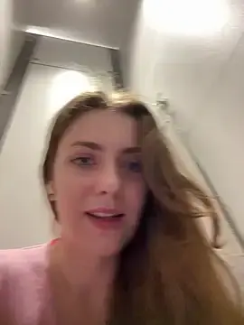 Stripchat Adult Webcam of MariiD