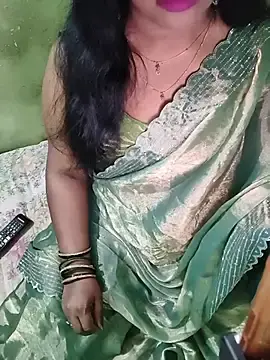 Stripchat Adult Webcam of Hot_Priya08