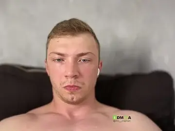 Stripchat Watch Live Sex Cams of iron__chap
