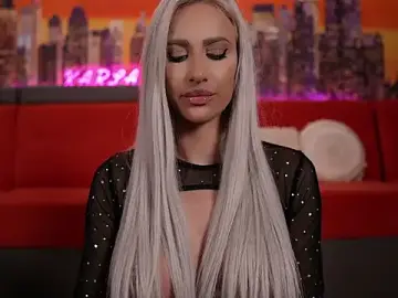 Stripchat Free Live Porn of KarlaBart