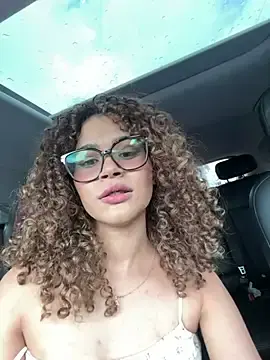Stripchat Live Porn of Lianh_Benett