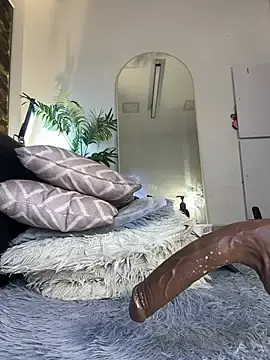 Stripchat Adult Webcam of Isa__Blanc