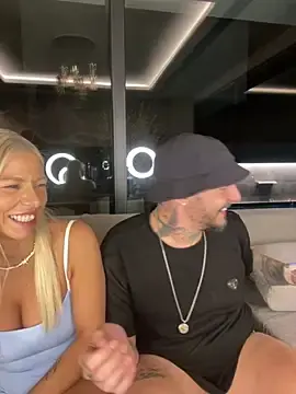 Stripchat Free Porn Cam of SexOnMyLvL