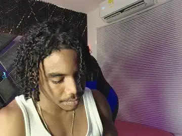 Stripchat Free Live Porn of axel_silva4