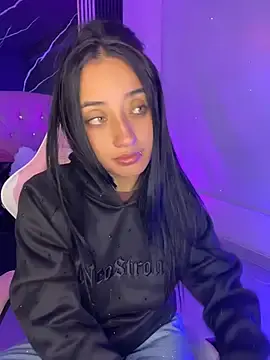 Stripchat Free Live Porn of Ady_18