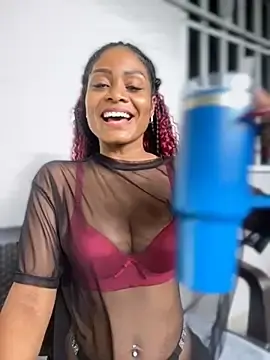 Stripchat Free Porn Cam of MayaCenat