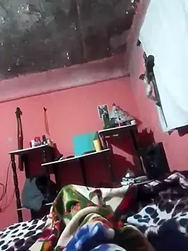 Stripchat Sex Cam of luuiss12