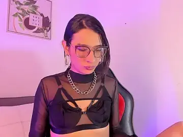 Stripchat Live Sex Cam of Maddie_Ray