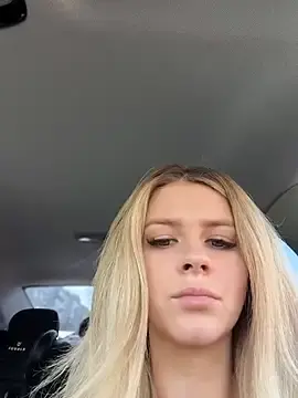 Stripchat Live Sex Cam of Love_Bri