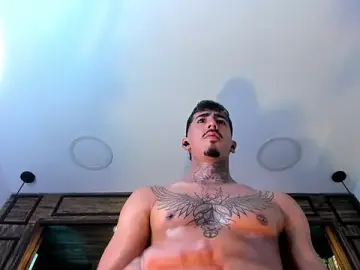 Stripchat Free Porn Cam of Donovan_Desmond