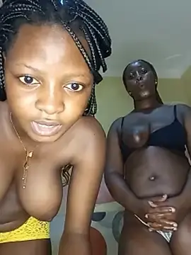 Stripchat Live Sex Cam of Swit_virgin22
