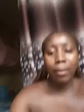 Stripchat Nude Webcam of Swit_virgin22