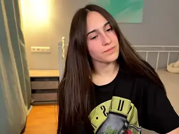 Stripchat Best live sex cam show of AliceKolltt