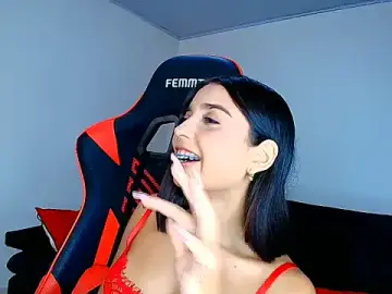 Stripchat Watch Live Sex Cams of Rousse_violett