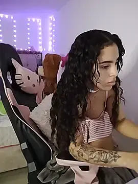 Stripchat Watch Live Sex Cams of Summer_09