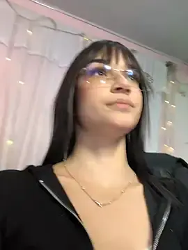 Stripchat Live Sex Cam of ShanelleDupont_