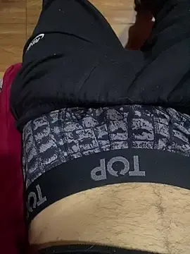 Stripchat Sex Cam of esteban_69