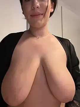 Stripchat Live Sex of ClaraPasssion
