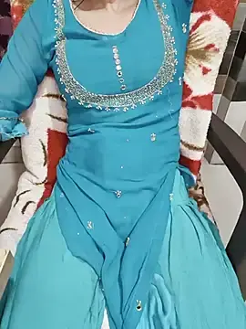 Stripchat Live Sex of Cute_Manju01
