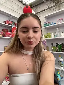 Stripchat Adult Webcam of imlindapink