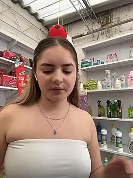Stripchat Free Live Porn of imlindapink