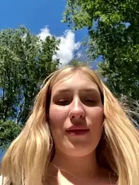 Stripchat Sex Cam of Polly_Pop