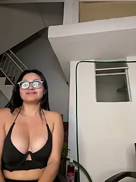 Stripchat Free Porn Cam of Maddy_Rouse_