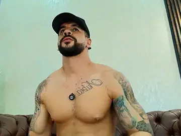 Stripchat Adult Webcams of Petesevans
