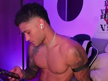 Stripchat Adult Webcam of Alessandro_Vanni