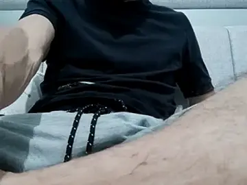 Stripchat Watch Live Sex Cams of hickimse_