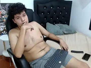 Stripchat Live Sex of ethan_cortes
