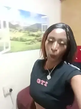 Stripchat Live Sex Cam of SexyBootie