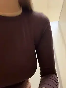 Stripchat Sex Cam of SashaCatt