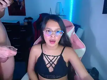 Stripchat Live Sex of jessi_and_boy