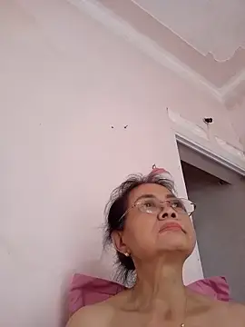 Stripchat Sex Cam of Hotestlove