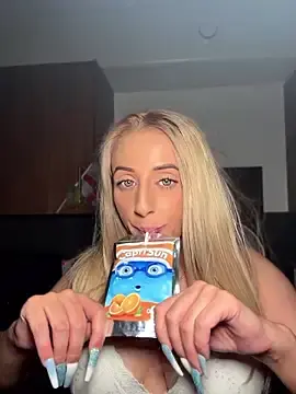 Stripchat Sex Chat of Strongqueen