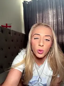 Stripchat Adult Webcam of Strongqueen