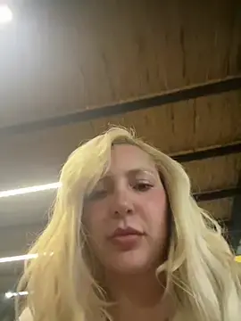 Stripchat Adult Webcam of Juuhschmitt