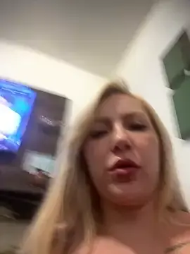 Stripchat Adult Video Chat of Juuhschmitt