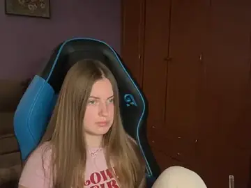 Stripchat Best Webcam of SilkSinner_
