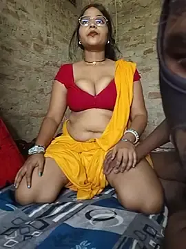 Stripchat Adult Webcams of Hey_Shiri_Bhabhi